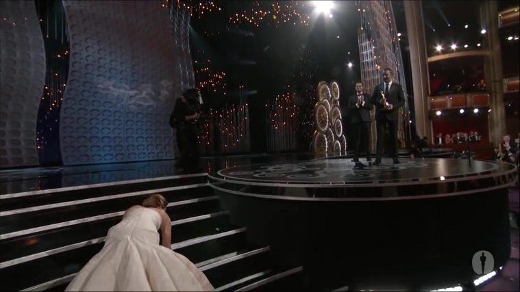 Winning_a_Oscar_for_Best_Actress_285329.jpg