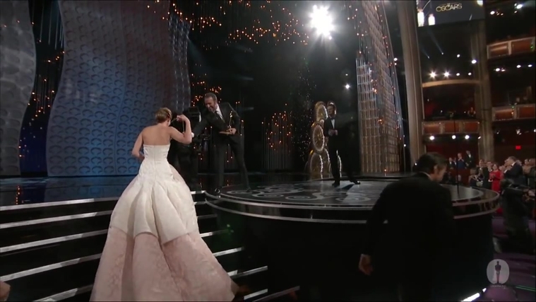 Winning_a_Oscar_for_Best_Actress_286529.jpg