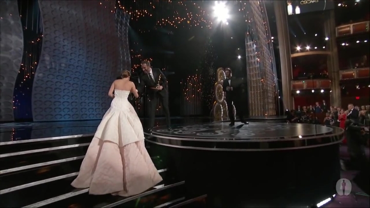 Winning_a_Oscar_for_Best_Actress_286729.jpg