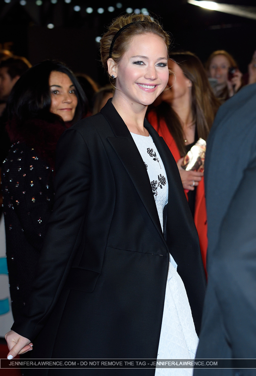 X_November_10_-__Mockingjay__Part_1__World_Premiere_in_London_28429.jpg