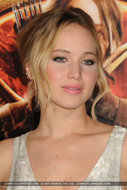 X_November_17_-__Mockingjay__Part_1__LA_Premiere_281629.JPG