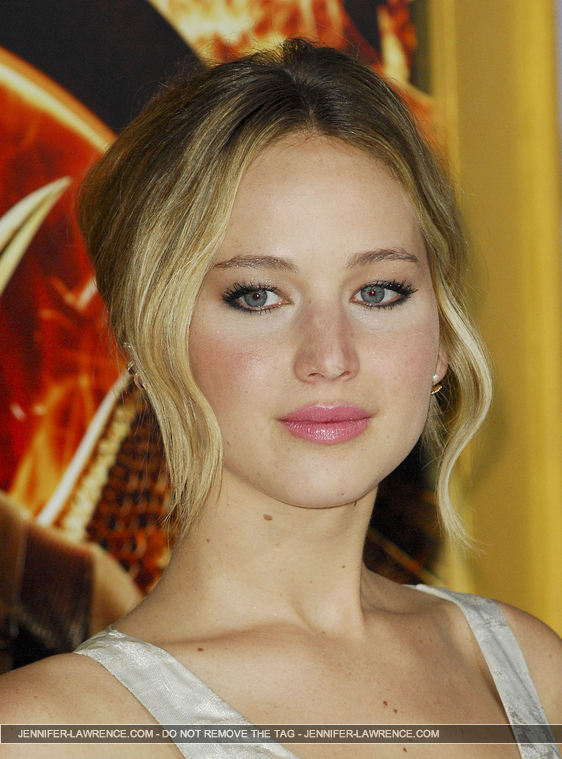 X_November_17_-__Mockingjay__Part_1__LA_Premiere_28429.JPG