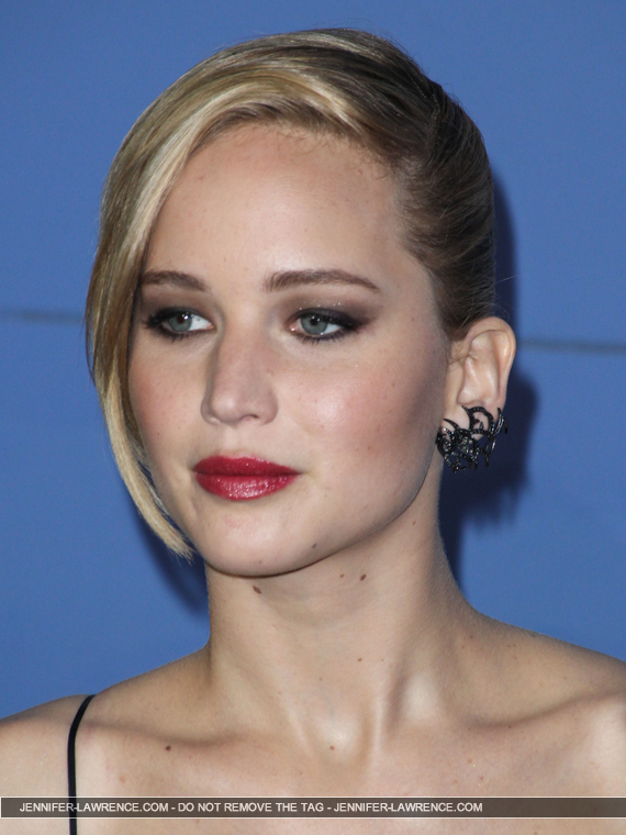 X_X_May_10_-__X-Men_Days_Of_Future_Past__premiere_in_NY_283829~0.jpg