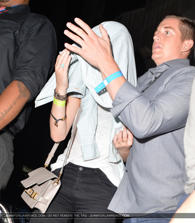 _July_1_-_Leaving_Coldplay_Concert_in_London_28129.jpg