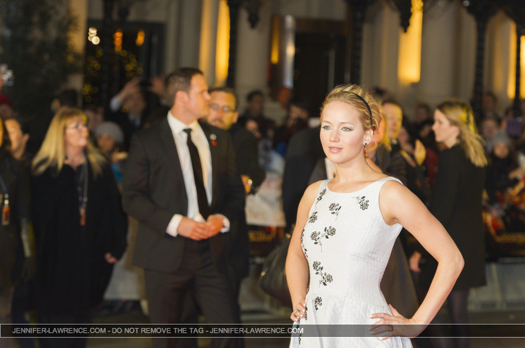 _Mockingjay__Part_1__World_Premiere_in_London_287029.jpg