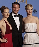 71st_Annual_Golden_Globe_Awards_press_room_2815129.jpg