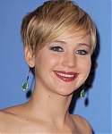 71st_Annual_Golden_Globe_Awards_press_room_288929.jpg