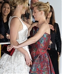 Filename=AX__November_17_-__Mockingjay__Part_1__LA_Premiere_2816329.jpg
Filesize=3431KiB
Dimensions=2304x3368
Date added=Nov 20, 2014 AX__November_17_-__Mockingjay__Part_1__LA_Premiere_2816329.jpg