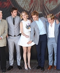 A_May_17_-__Mockingjay_Part_1__photocall_at_Cannes_in_France_288029.jpg