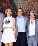 A_May_17_-__Mockingjay_Part_1__photocall_at_Cannes_in_France_288929.jpg