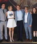 A_May_17_-__Mockingjay_Part_1__photocall_at_Cannes_in_France_289029.jpg