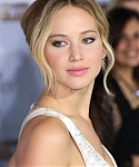 A_November_17_-__Mockingjay_Part_1__LA_Premiere_2810129.jpg