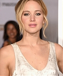 A_November_17_-__Mockingjay_Part_1__LA_Premiere_2813529.jpg