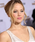 A_November_17_-__Mockingjay_Part_1__LA_Premiere_284829.jpg