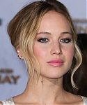 A_November_17_-__Mockingjay_Part_1__LA_Premiere_286329.jpg