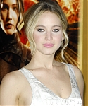 Aa_November_17_-__Mockingjay_Part_1__Premiere_in_Los_Angeles_2811929.jpg