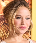 Aa_November_17_-__Mockingjay_Part_1__Premiere_in_Los_Angeles_282729.jpg