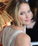 Aa_November_17_-__Mockingjay_Part_1__Premiere_in_Los_Angeles_285929.jpg