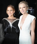 BACKSTAGE_January_09_-_People_s_Choice_Awards_281329.jpg