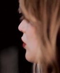 Behind_the_Scenes_Elle_Photoshoot_28December_201229__2828329.jpg