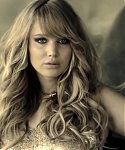 Behind_the_Scenes_Elle_Photoshoot_28December_201229__2836329.jpg