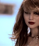 Behind_the_Scenes_Elle_Photoshoot_28December_201229__2841129.jpg