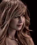 Behind_the_Scenes_Elle_Photoshoot_28December_201229__2842029.jpg