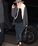 December_14_-_Arriving_at_her_hotel_in_New_York_28329.jpg