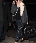 December_14_-_Arriving_at_her_hotel_in_New_York_28729.jpg
