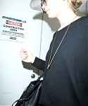 December_14_-_Departing_LAX_Airport_in_Los_Angeles_281129.jpg