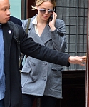 December_16_-_Leaving_her_hotel_in_New_York_28129.jpg