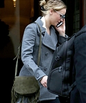 December_16_-_Leaving_her_hotel_in_New_York_281929.jpg