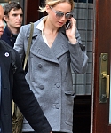 December_16_-_Leaving_her_hotel_in_New_York_28329.jpg
