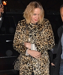 December_16_-_Returning_to_her_Tribeca_hotel_after_watching__The_Elephant_Man__on_Broadway_in_New_York_28329.jpg