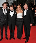 Filename=Group_May_18-___Jimmy_P__Premiere_at_66th_Cannes_Film_Festival_281529.jpg
Filesize=4579KiB
Dimensions=4928x3279
Date added=Nov 05, 2013 Group_May_18-___Jimmy_P__Premiere_at_66th_Cannes_Film_Festival_281529.jpg