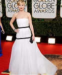 HQ_71st_Annual_Golden_Globe_Awards_-_Red_Carpet_2810529.jpg