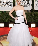 HQ_71st_Annual_Golden_Globe_Awards_-_Red_Carpet_2812829.jpg