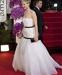 HQ_71st_Annual_Golden_Globe_Awards_-_Red_Carpet_2813029.jpg