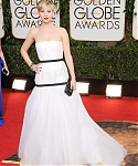 HQ_71st_Annual_Golden_Globe_Awards_-_Red_Carpet_2813229.jpg