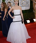 HQ_71st_Annual_Golden_Globe_Awards_-_Red_Carpet_2813629.jpg