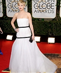 HQ_71st_Annual_Golden_Globe_Awards_-_Red_Carpet_2814429.jpg