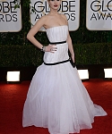 HQ_71st_Annual_Golden_Globe_Awards_-_Red_Carpet_2817829.jpg