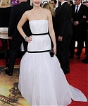 HQ_71st_Annual_Golden_Globe_Awards_-_Red_Carpet_2818429.jpg