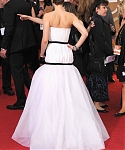 HQ_71st_Annual_Golden_Globe_Awards_-_Red_Carpet_284029.jpg