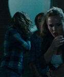 House_at_the_End_of_the_Street__28134229.jpg