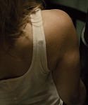 House_at_the_End_of_the_Street__28149929.jpg