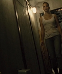 House_at_the_End_of_the_Street__28152429.jpg