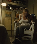 House_at_the_End_of_the_Street__28172229.jpg