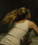 House_at_the_End_of_the_Street__28176129.jpg