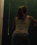 House_at_the_End_of_the_Street__28177029.jpg